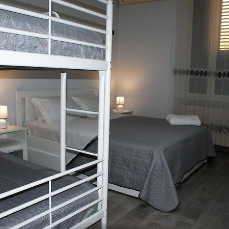 B&B Metropolitan Rc Ρέτζιο ντι Καλάμπρια Εξωτερικό φωτογραφία