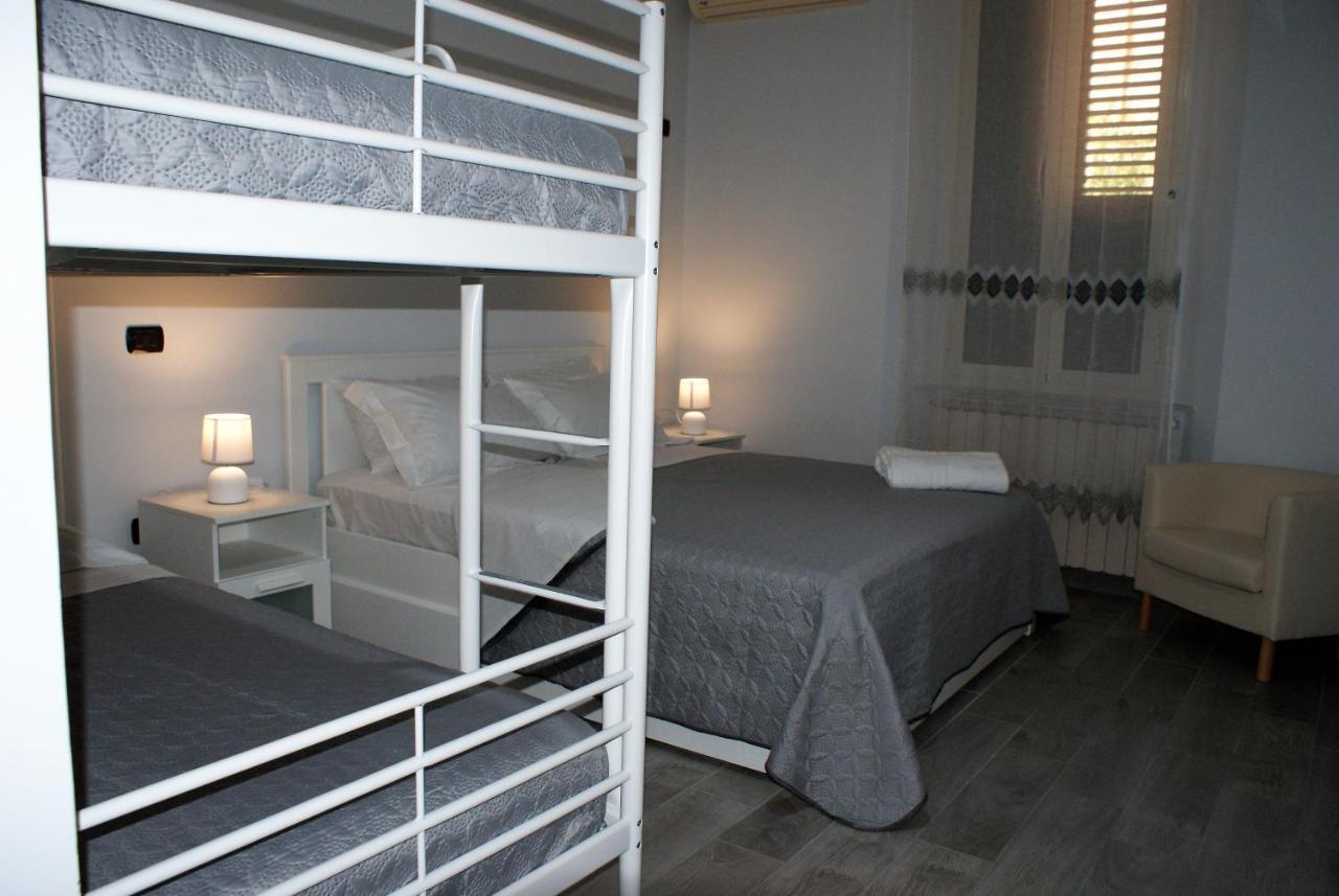 B&B Metropolitan Rc Ρέτζιο ντι Καλάμπρια Εξωτερικό φωτογραφία