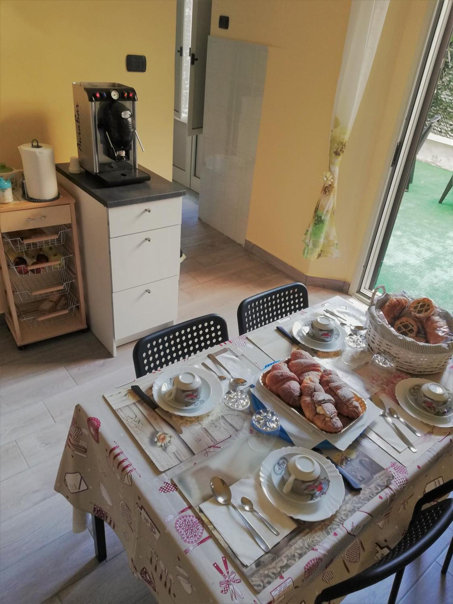 B&B Metropolitan Rc Ρέτζιο ντι Καλάμπρια Δωμάτιο φωτογραφία