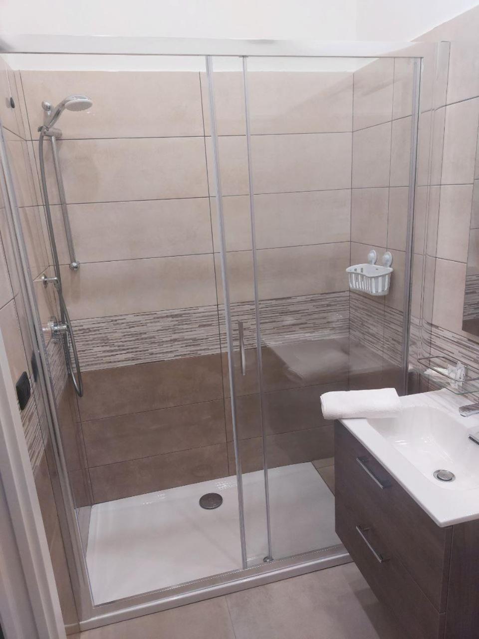 B&B Metropolitan Rc Ρέτζιο ντι Καλάμπρια Εξωτερικό φωτογραφία